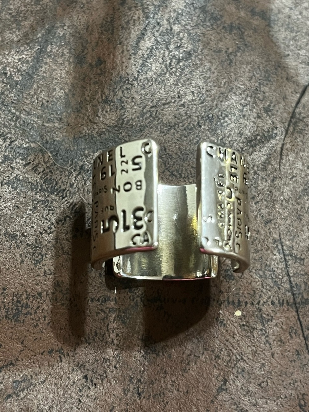 CHANEL Silver Cuff Ring with Embossed Logo - Picture 4 of 6